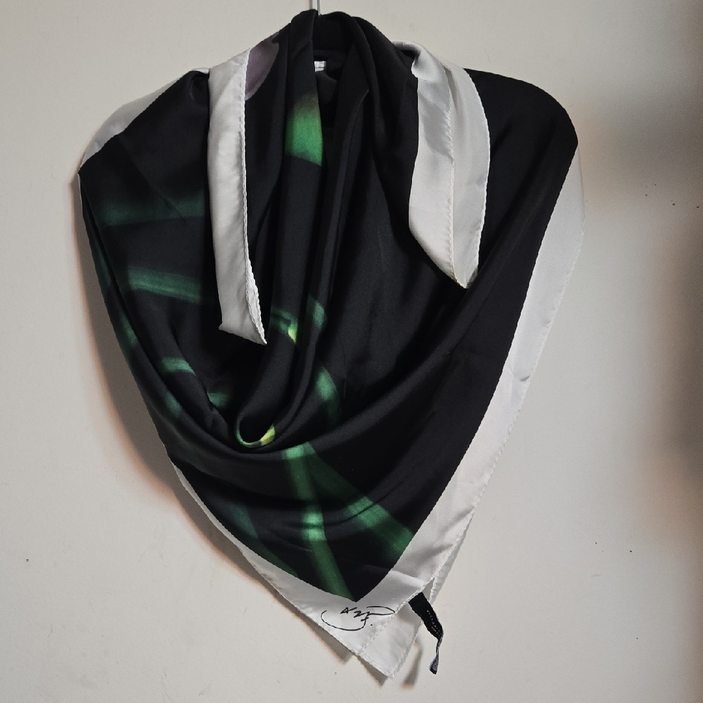 Victoria Beckham Black and Green Scarf